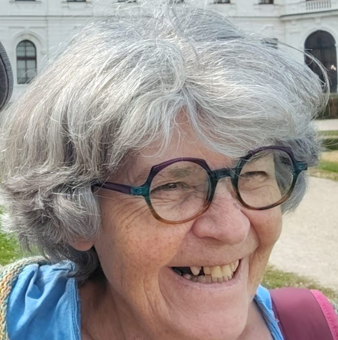 Colette RENARD-GRANDMONTAGNE